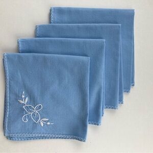 Set of 4 Elegant Blue Embroidered Napkins Linens Tea Party Country Cottage Girly